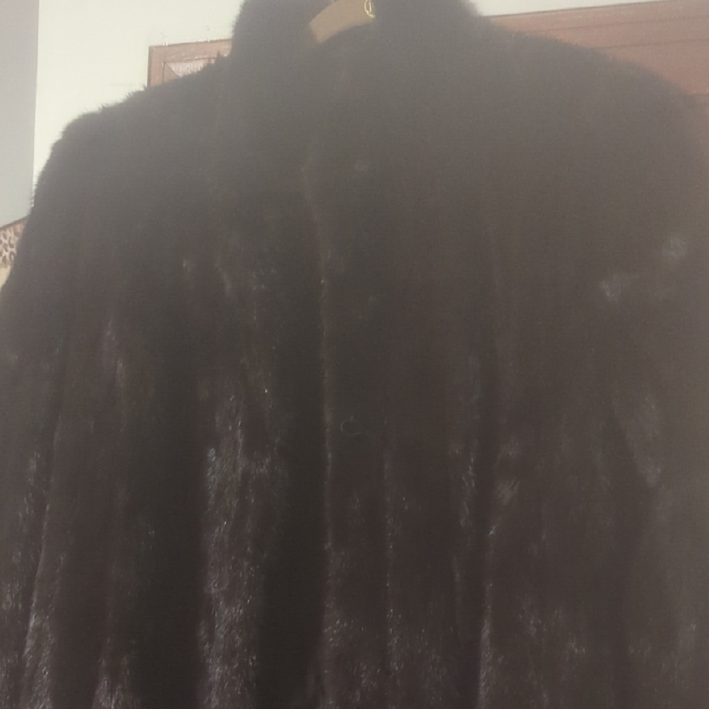 Luxurious Dark Fur Coat Real Mink
